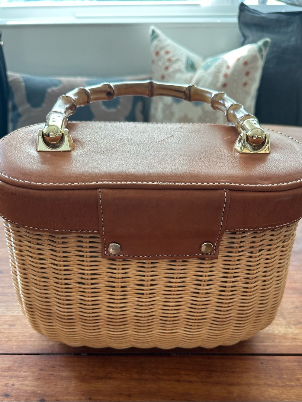 j mclaughlin Wicker Summer Bag With Bamboo Handle - Picture 3 of 10